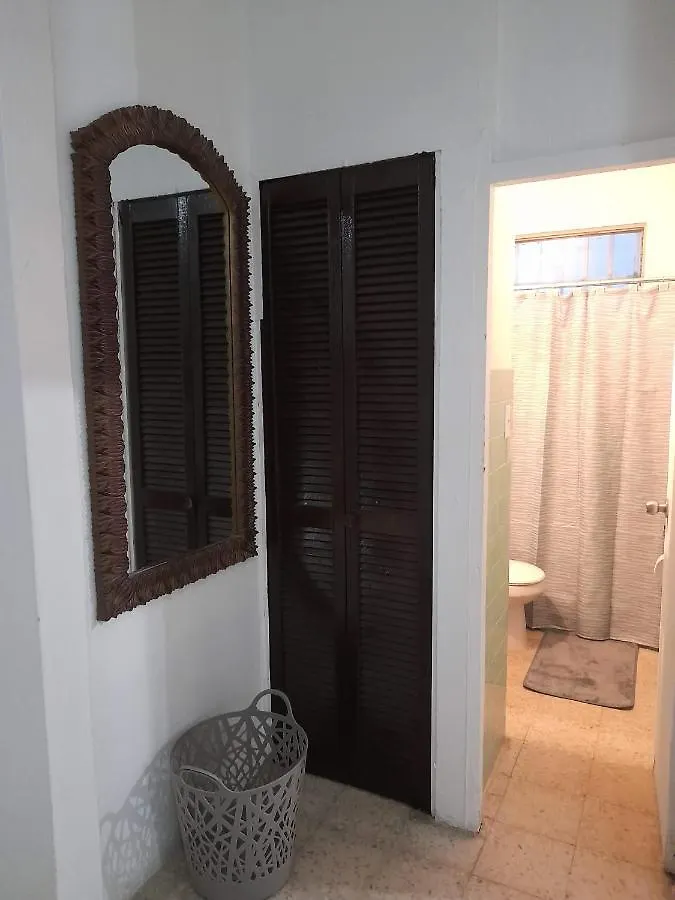 Hermoso Apartamento Frente Aeropuerto De Isla Verde San Juan Apartment
